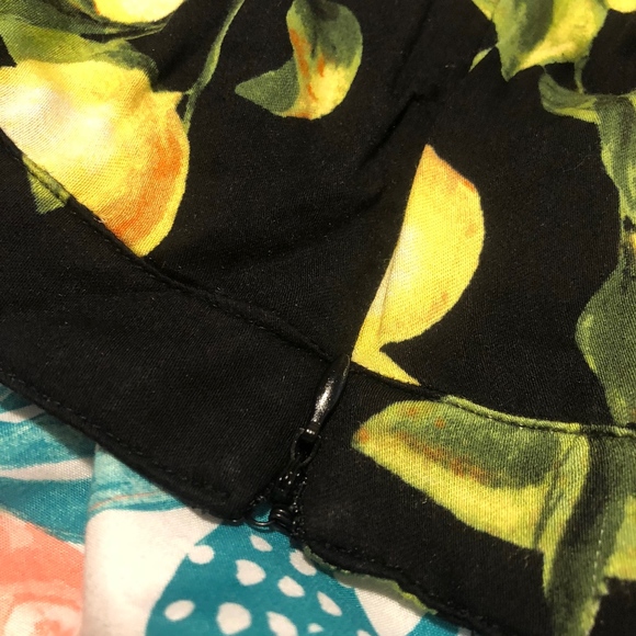 closing sale❌✨LAST 1 SIZE M! Black & Lemon 2 Piece - Picture 7 of 8